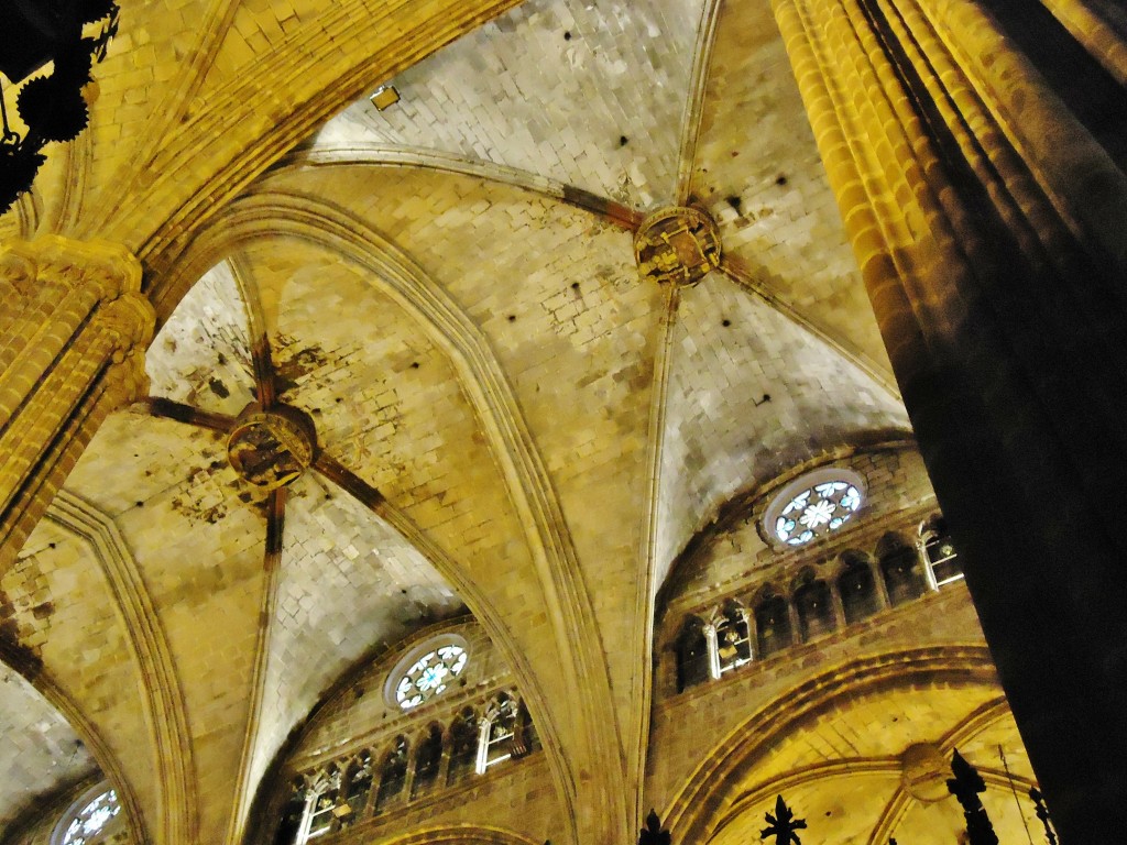 Foto: Interior de la catedral - Barcelona (Cataluña), España