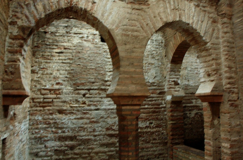 Foto: La Alhambra: baño de la mezquita - Granada (Andalucía), España