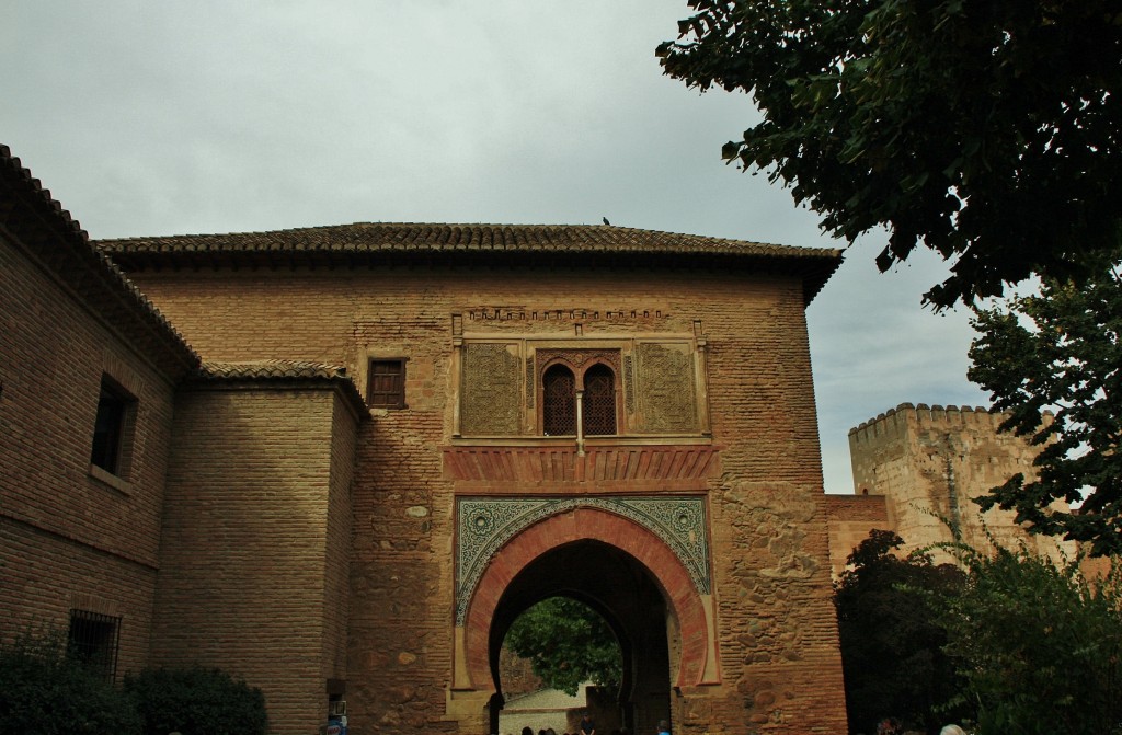 Foto: La Alhambra: puerta del Vino - Granada (Andalucía), España