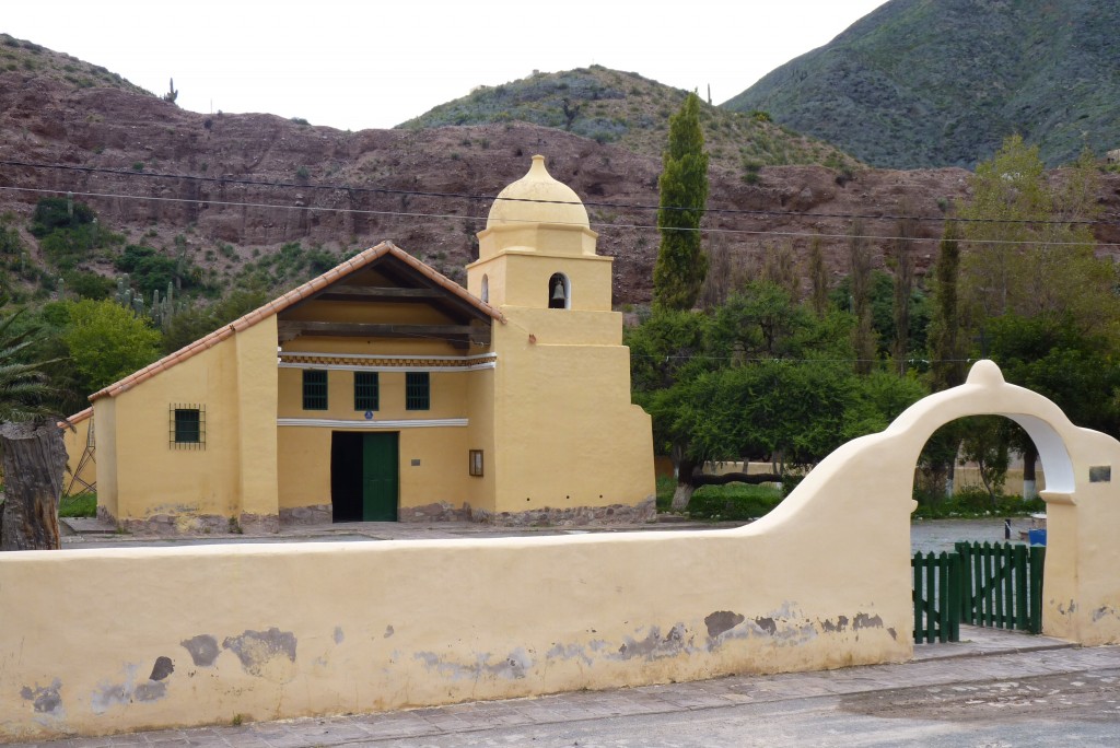 Foto: Iglesia de Tumbaya. - Tumbaya (Jujuy), Argentina