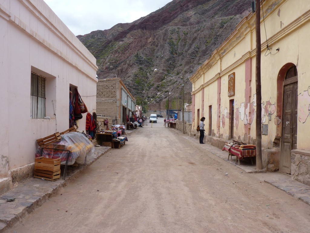 Foto: Calles del pueblo. - Purmamarca (Jujuy), Argentina