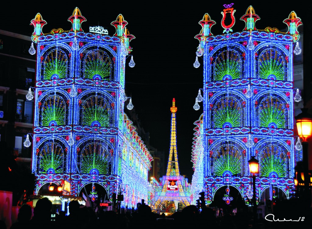 Foto: Iluminacion fallas - Valencia (València), España