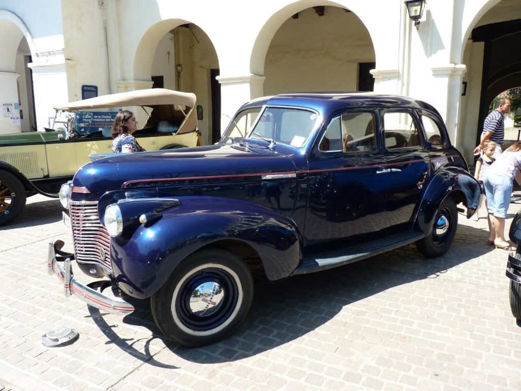 Foto: Exposición de autos antiguos. - Salta, Argentina