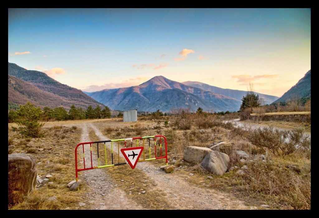 Foto: Aeropuerto - Pirineo Aragones (Huesca), España