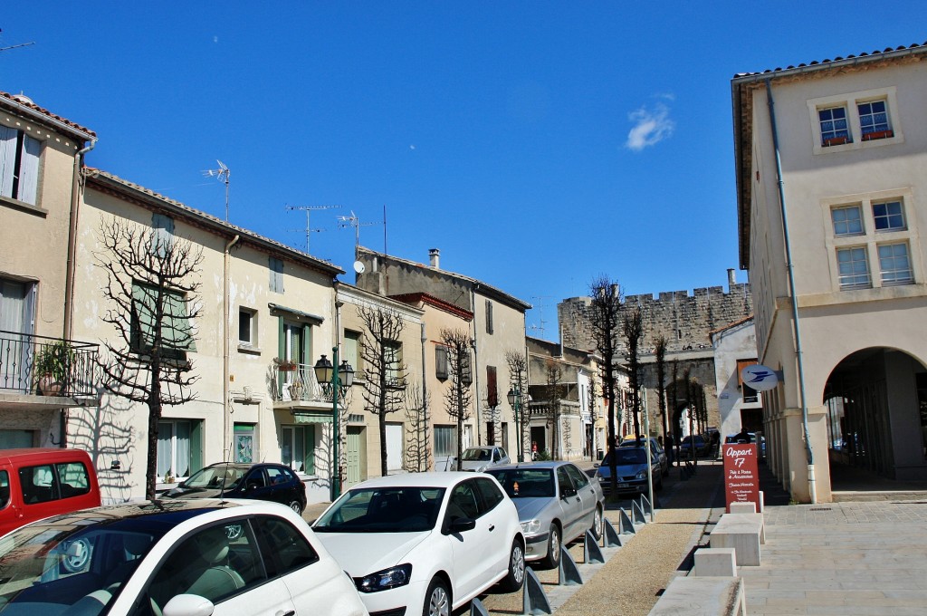 Foto: Interior de la ciudad amurallada - Aigues-Mortes (Languedoc-Roussillon), Francia