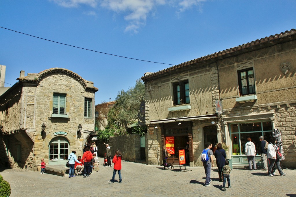 Foto: Interior de la ciudad medieval - Carcassonne (Languedoc-Roussillon), Francia