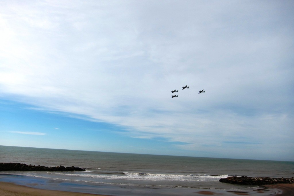 Foto: Escuadrilla de aviones Pucará - Mar del Plata (Buenos Aires), Argentina