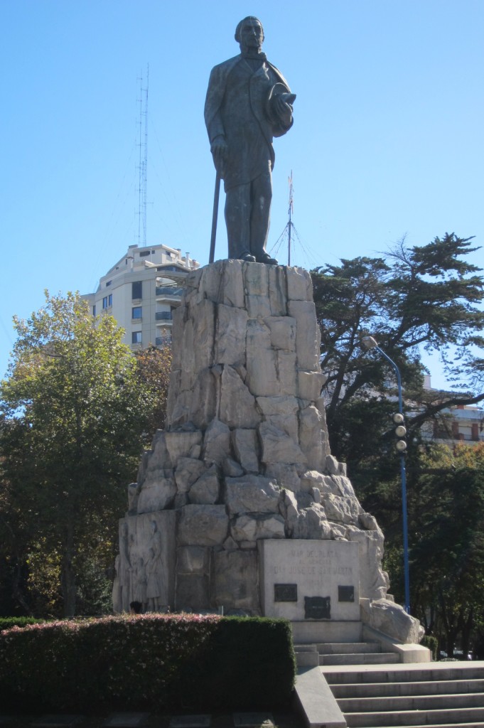 Foto: Monumento a San Martín - Mar del Plata (Buenos Aires), Argentina