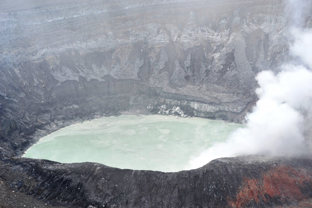 Foto: Fumarolas Volcán Poás - Volcán Poás (Alajuela), Costa Rica