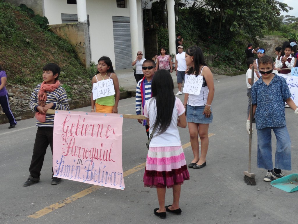 Foto: Escuela 5 de Junio - Simón Bolívar (Mushullacta) (Pastaza), Ecuador