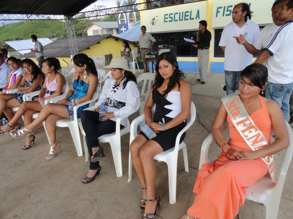 Foto: Candidatas - Simón Bolívar (Mushullacta) (Pastaza), Ecuador