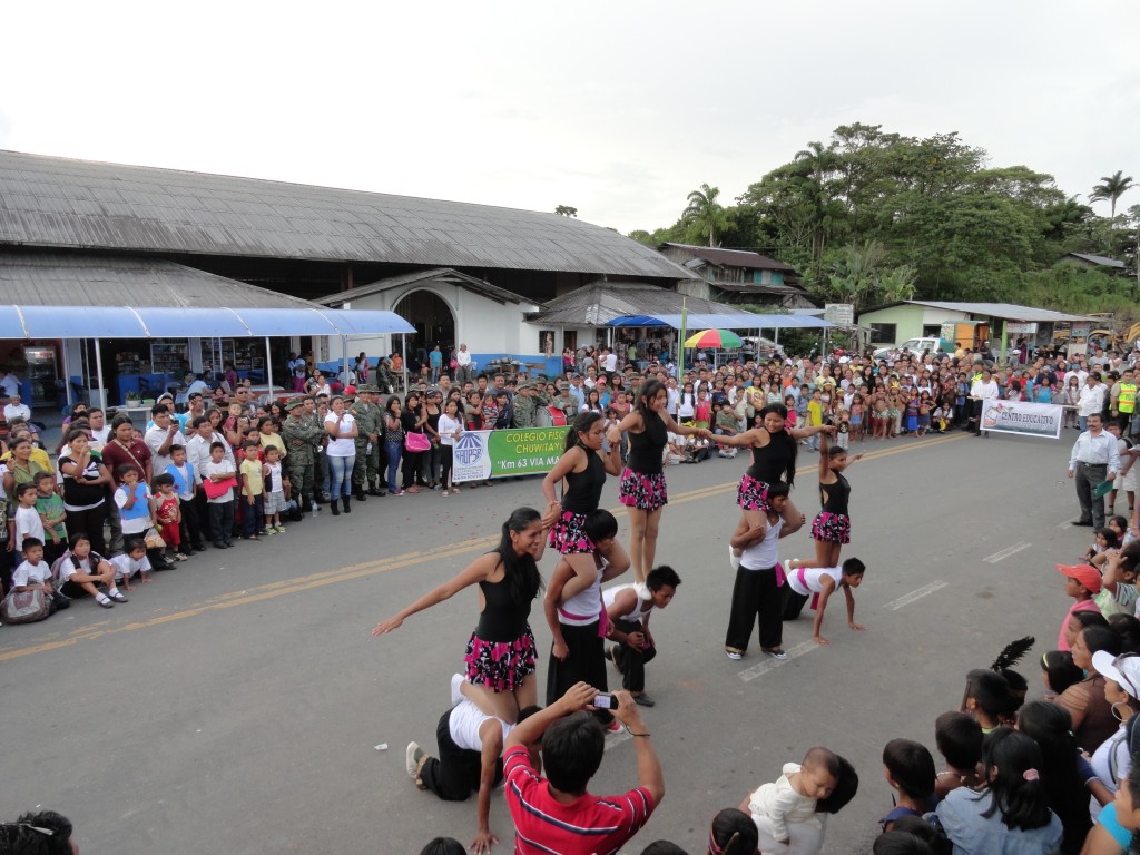 Foto: Colegio Chuvitayo - Simón Bolívar (Mushullacta) (Pastaza), Ecuador