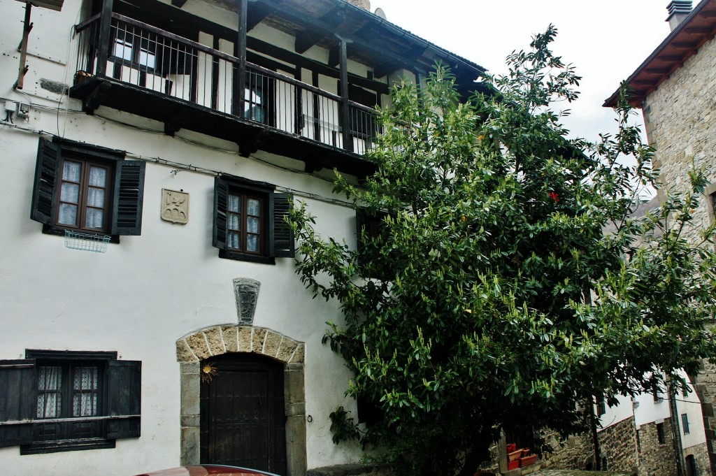 Foto: Vista del pueblo - Isaba (Navarra), España