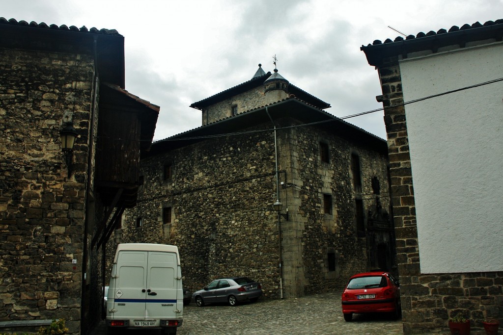 Foto: Vista del pueblo - Roncal (Navarra), España