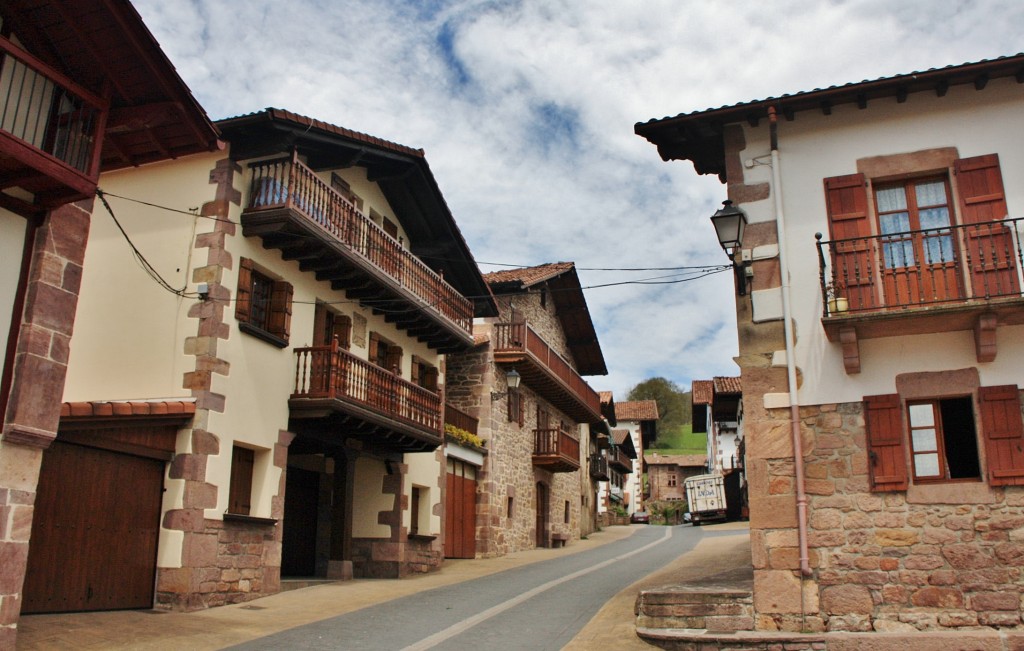 Foto: Vista del caserío - Maya (Navarra), España