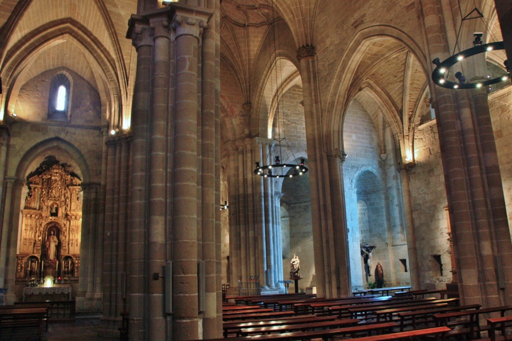 Foto: Iglesia de San Miguel - Estella (Navarra), España