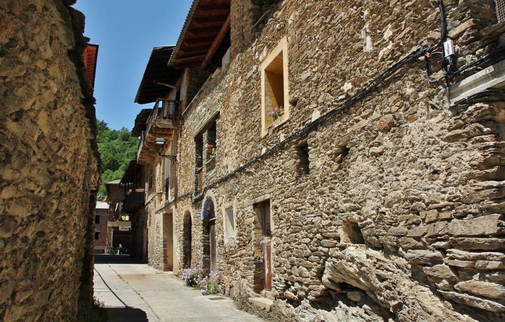 Foto: Vista del pueblo - Castellbò (Lleida), España