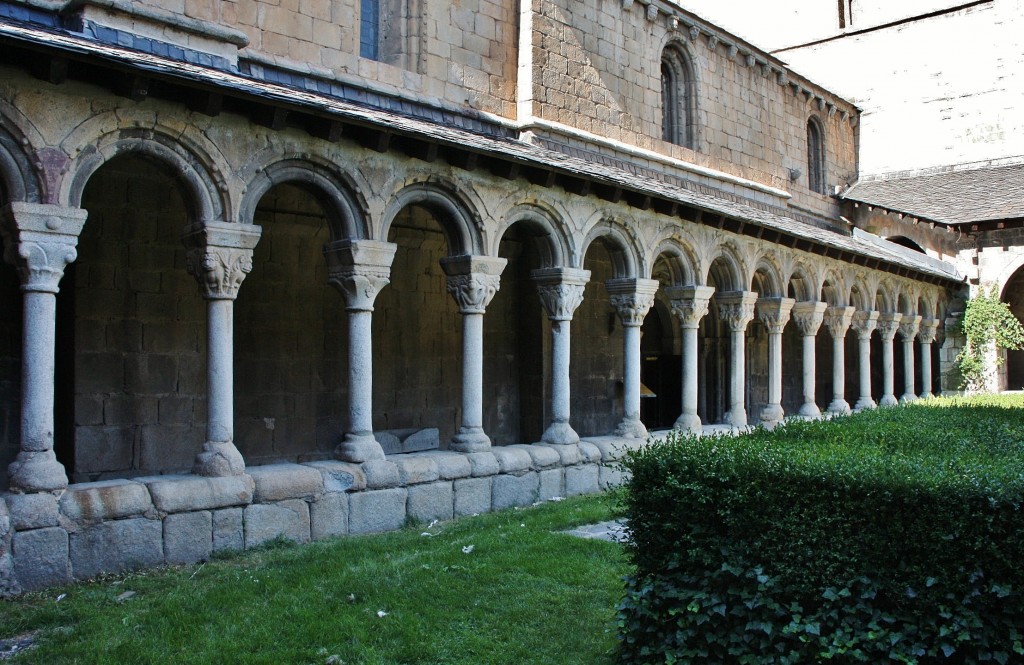 Foto: Claustro de la catedral - La Seu d´Urgell (Lleida), España