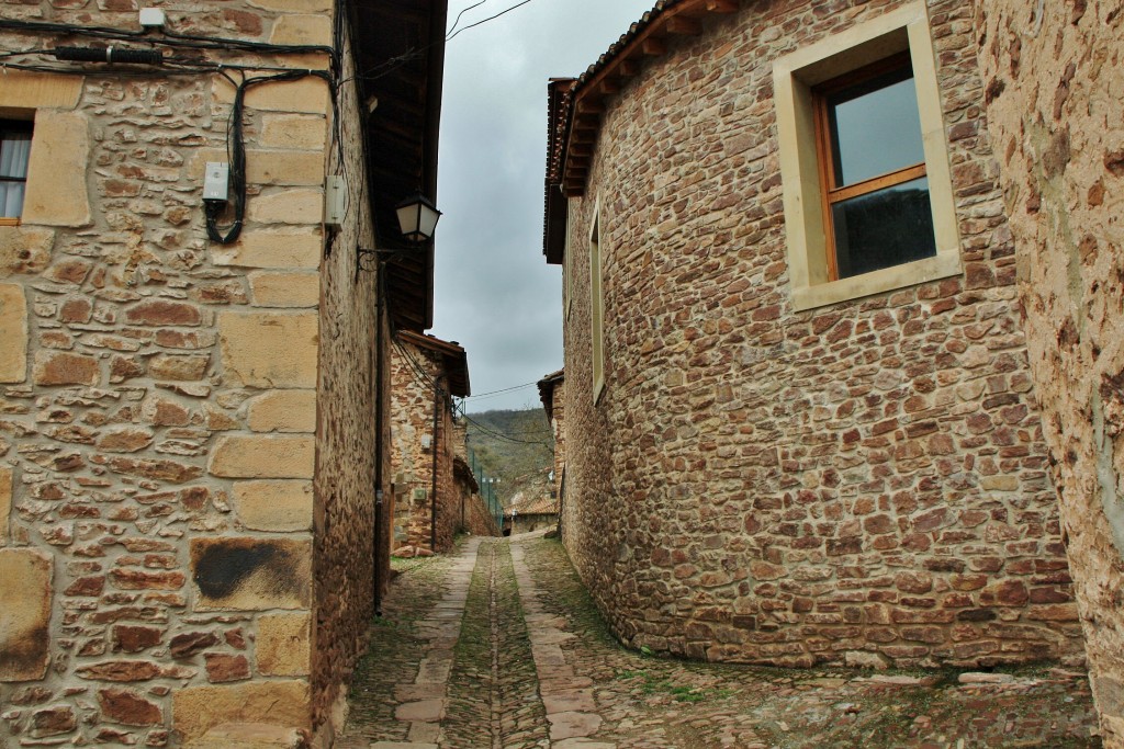 Foto: Vista del pueblo - Viniegra de Arriba (La Rioja), España