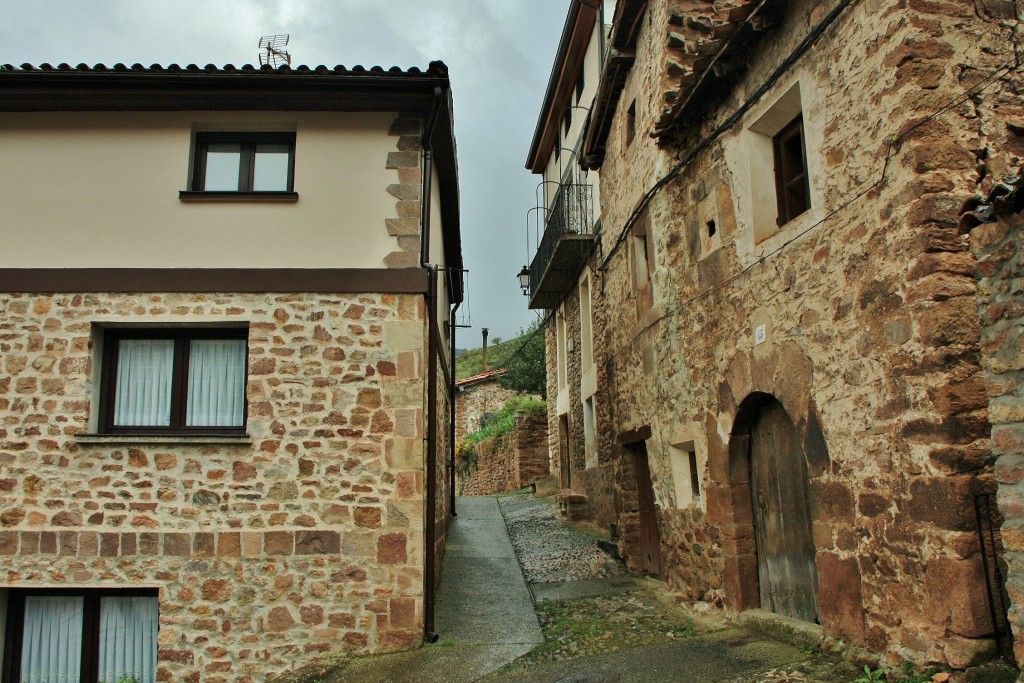 Foto: Vista del pueblo - Viniegra de Abajo (La Rioja), España