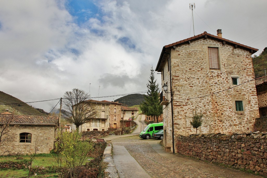 Foto: Vista del pueblo - Viniegra de Abajo (La Rioja), España