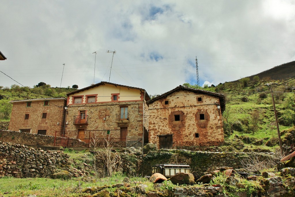 Foto: Vista del pueblo - Viniegra de Abajo (La Rioja), España