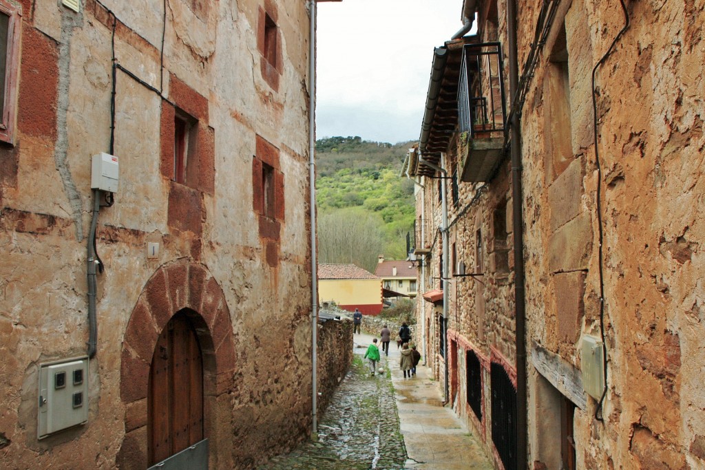 Foto: Vista del pueblo - Viniegra de Abajo (La Rioja), España