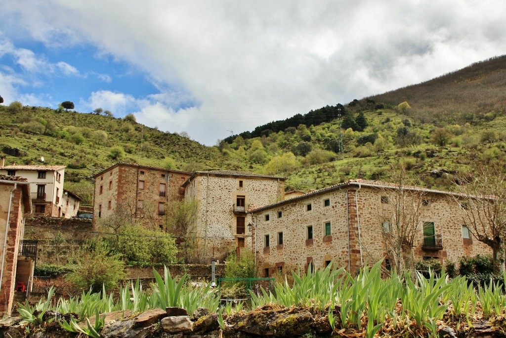 Foto: Vista del pueblo - Viniegra de Abajo (La Rioja), España