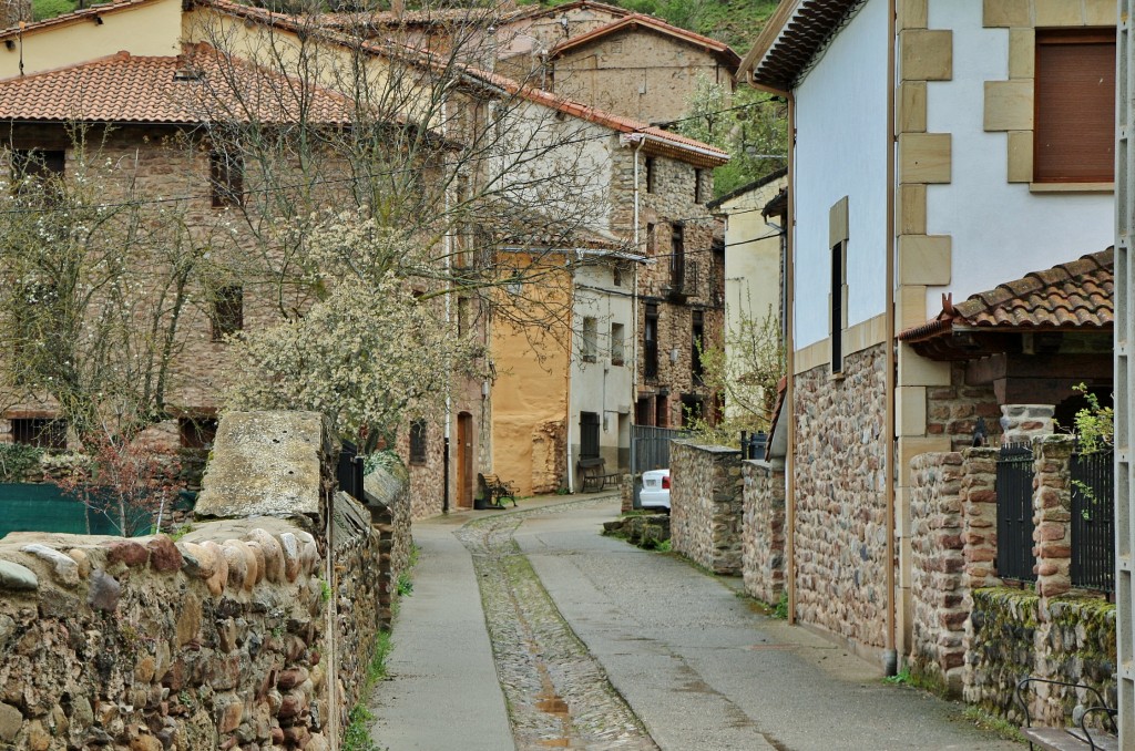 Foto: Vista del pueblo - Viniegra de Abajo (La Rioja), España