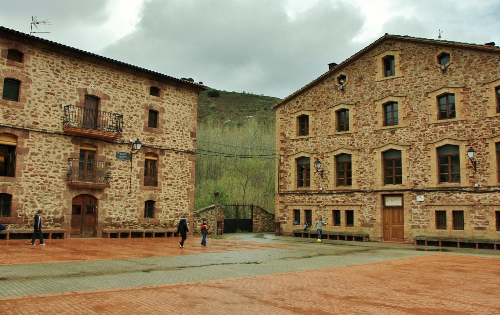 Foto: Vista del pueblo - Viniegra de Abajo (La Rioja), España