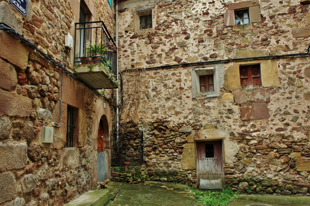 Foto: Vista del pueblo - Ventrosa (La Rioja), España