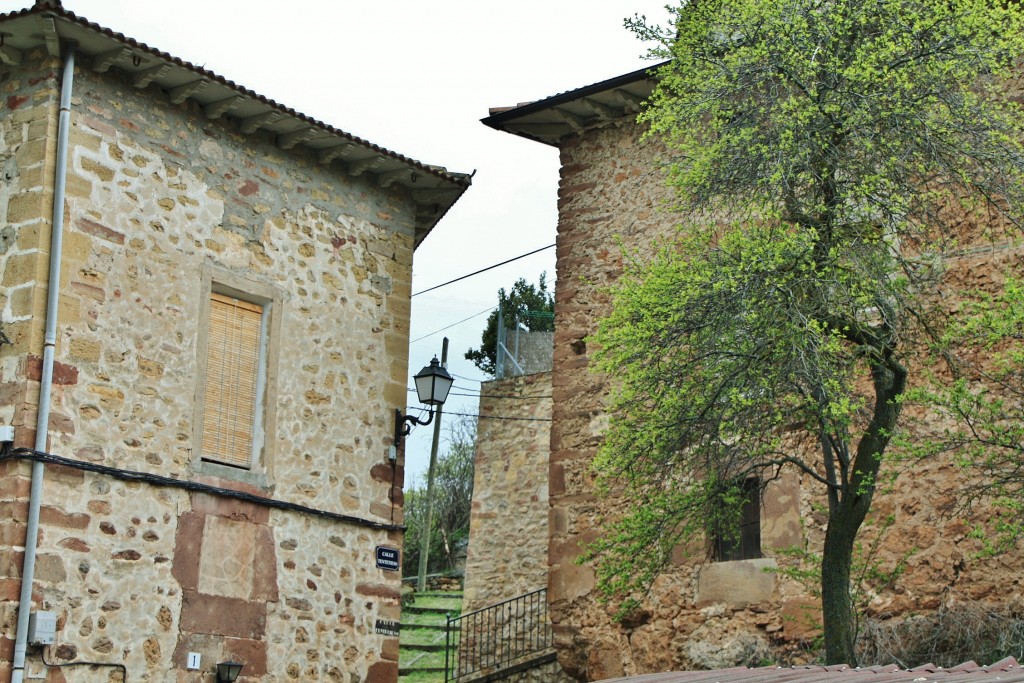 Foto: Vista del pueblo - Ventrosa (La Rioja), España