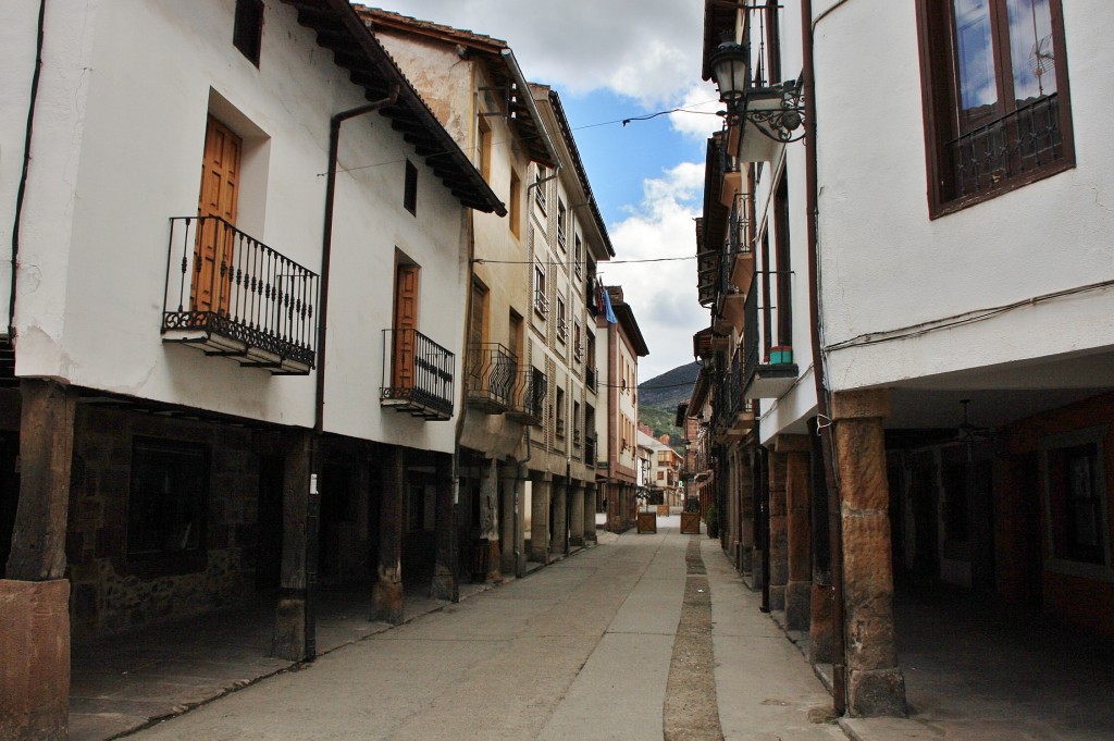 Foto: Centro histórico - Ezcaray (La Rioja), España