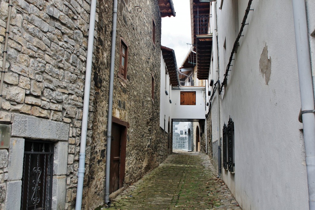 Foto: Centro histórico - Burgui (Navarra), España