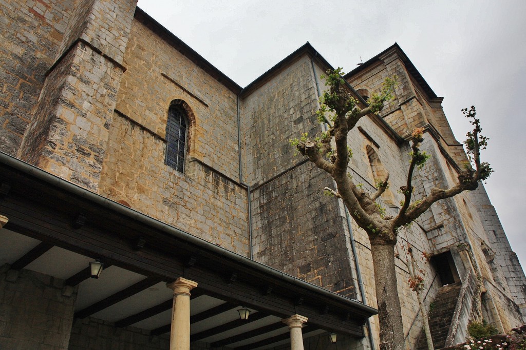 Foto: Parroquia de San Esteban - Bera (Navarra), España