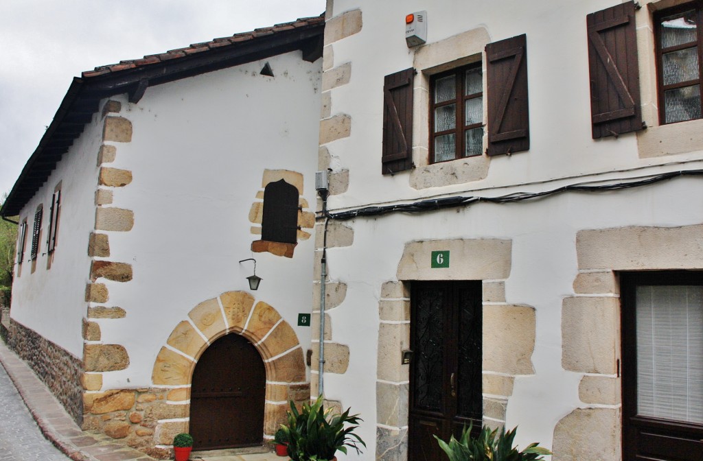 Foto: Vista del pueblo - Bera (Navarra), España