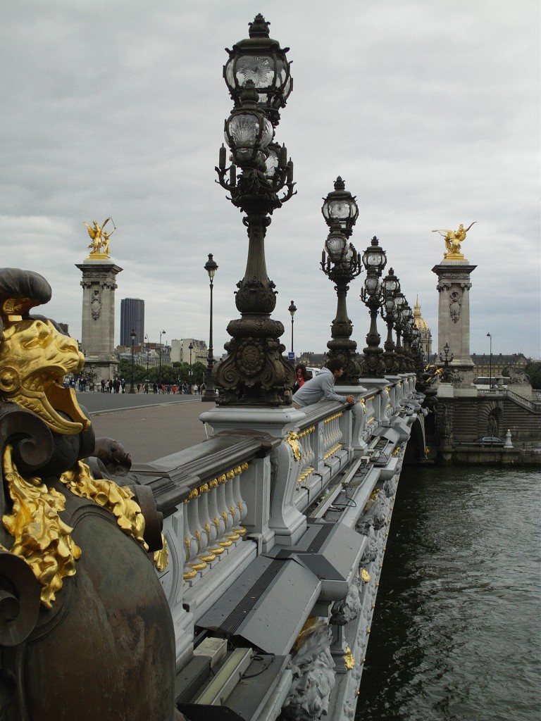 Foto: PUENTE DE ALEJANDRO III - Paris, Francia