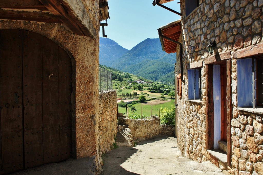 Foto: Vista del pueblo - Tuixent (Lleida), España