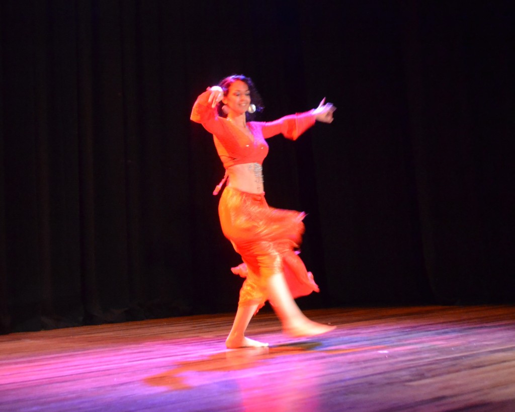 Foto: PRESENTACION DE DANZA DEL VIENTRE - Alajuela, Costa Rica