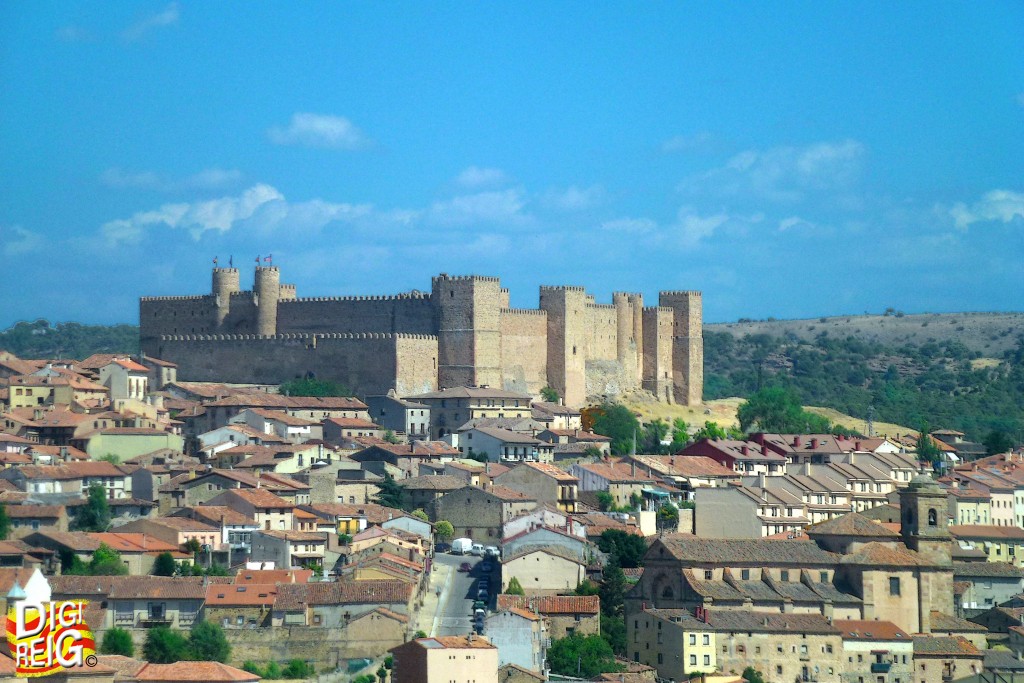 Foto: Castillo desde la carretera. - Sigüenza (Guadalajara), España