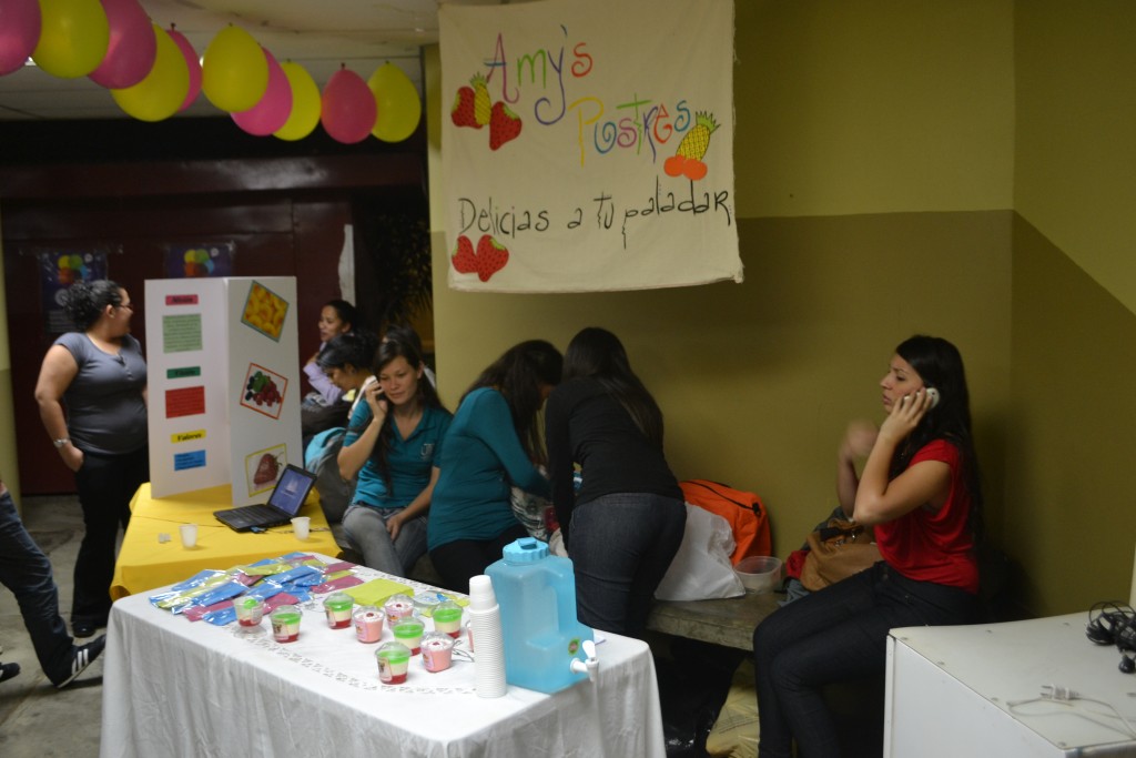 Foto: Feria Universidad Técnica Nacional - Alajuela, Costa Rica