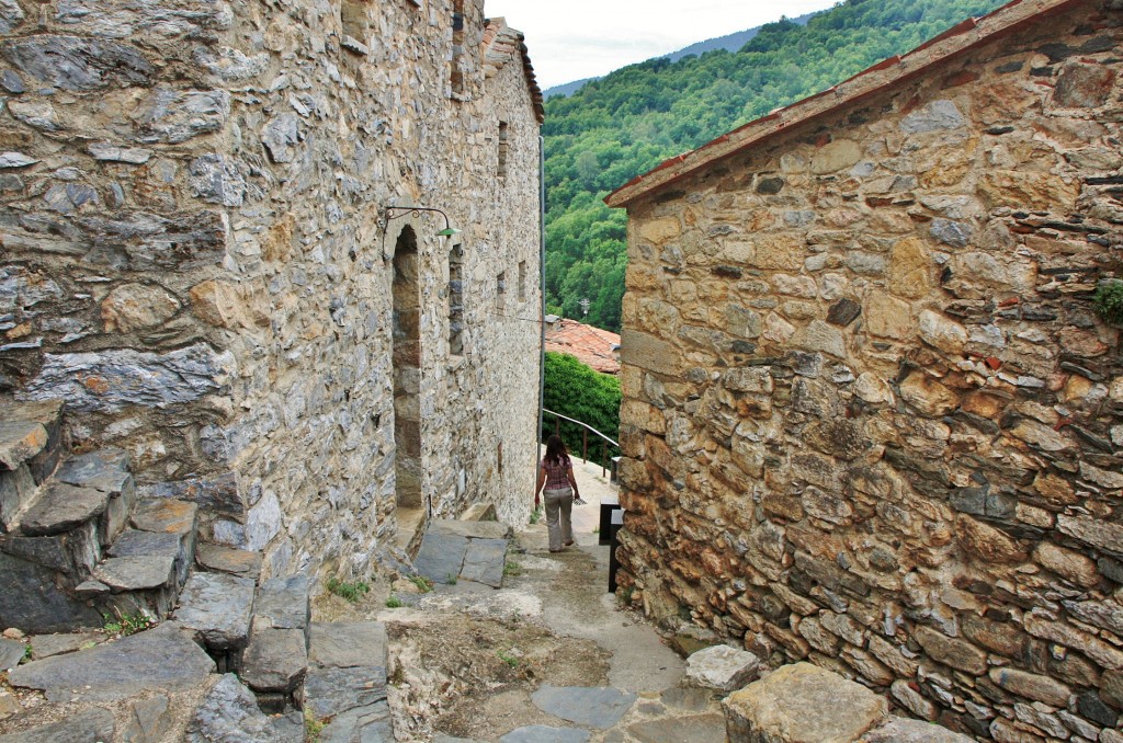 Foto: Recinto medieval - La Roca (Girona), España