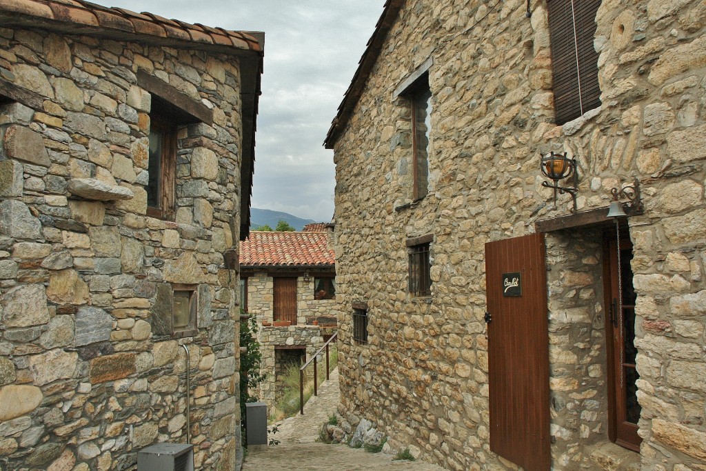 Foto: Recinto Medieval - La Roca (Girona), España