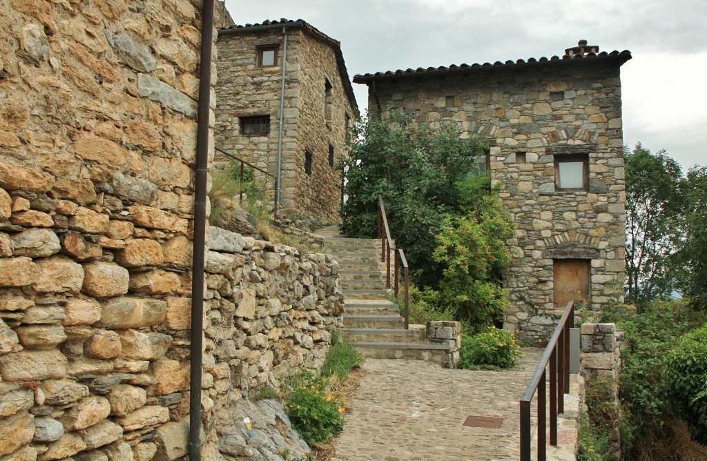 Foto: Recinto medieval - La Roca (Girona), España