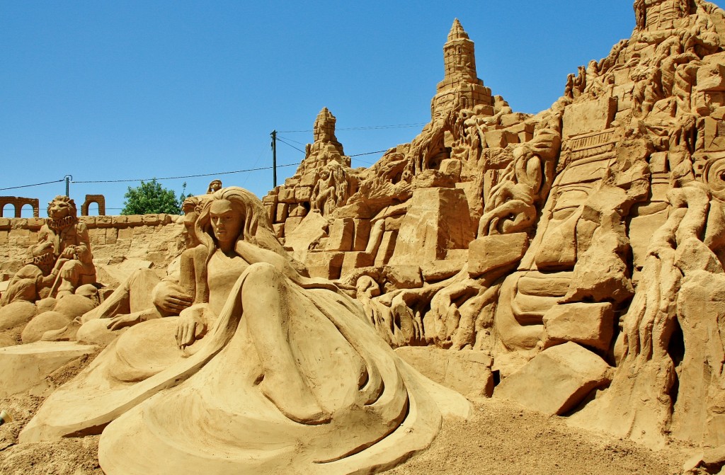 Foto: Figuras de arena - Pêra (Faro), Portugal