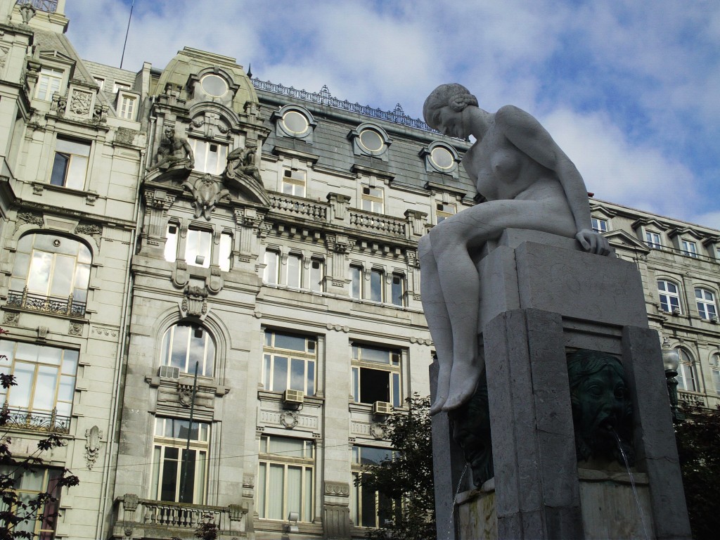 Foto: PLAZA DE LA LIBERTAD - O Porto, Portugal