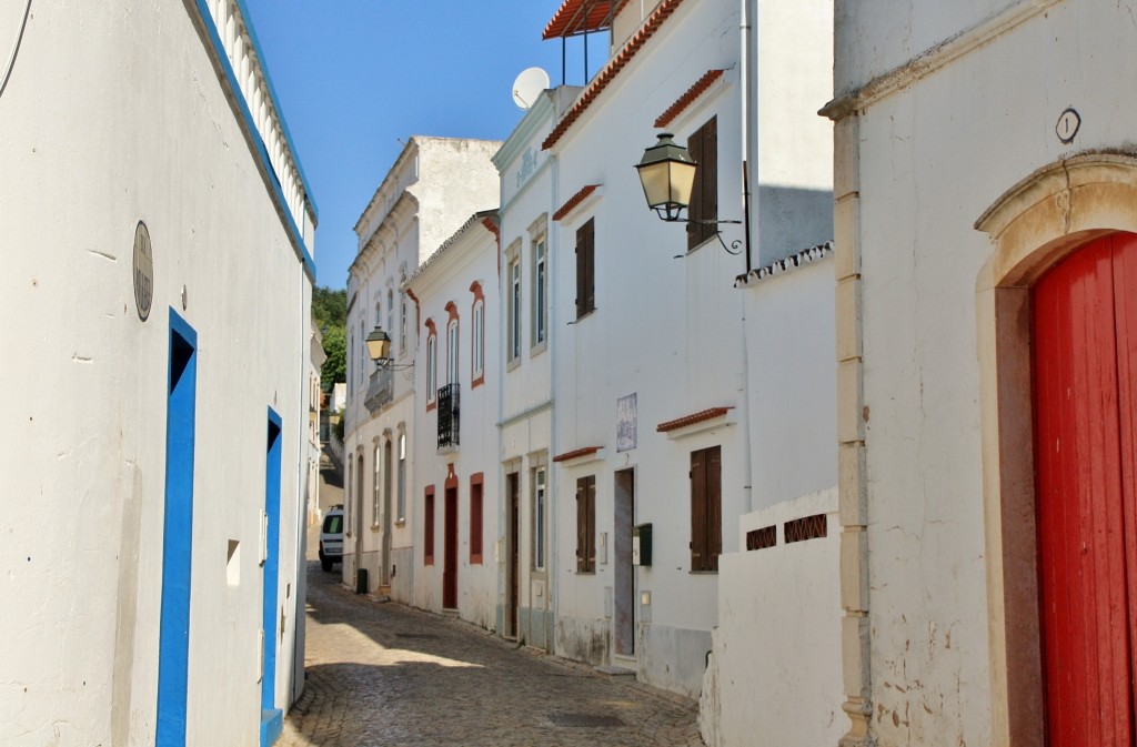 Foto: Vista del pueblo - Alte (Faro), Portugal