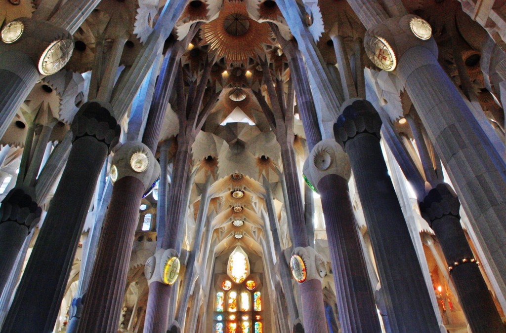 Foto: Interior de la Sagrada Familia - Barcelona (Cataluña), España