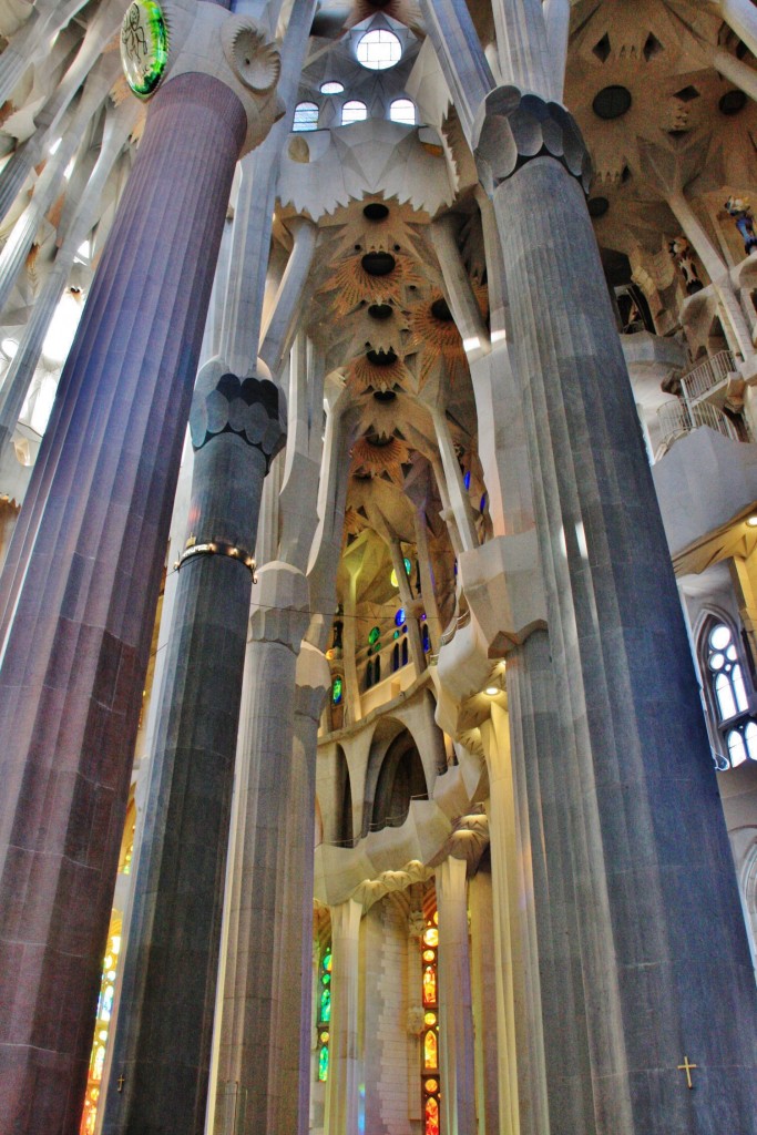 Foto: Interior de la Sagrada Familia - Barcelona (Cataluña), España