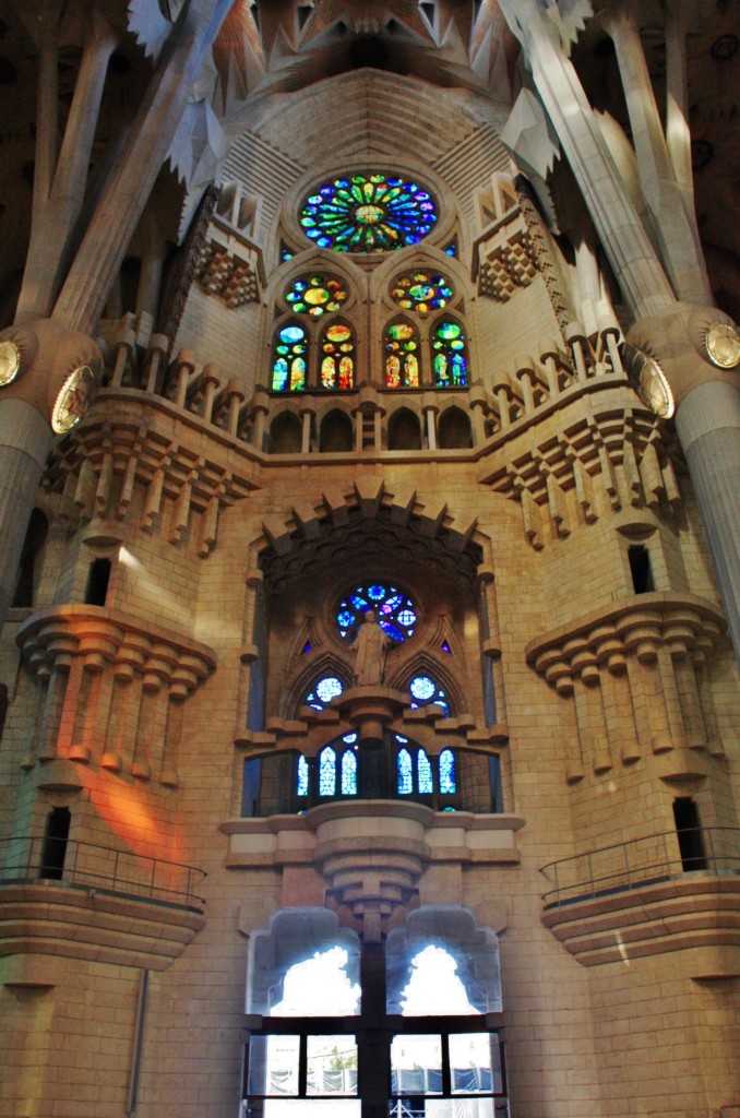 Foto: Interior de la Sagrada Familia - Barcelona (Cataluña), España